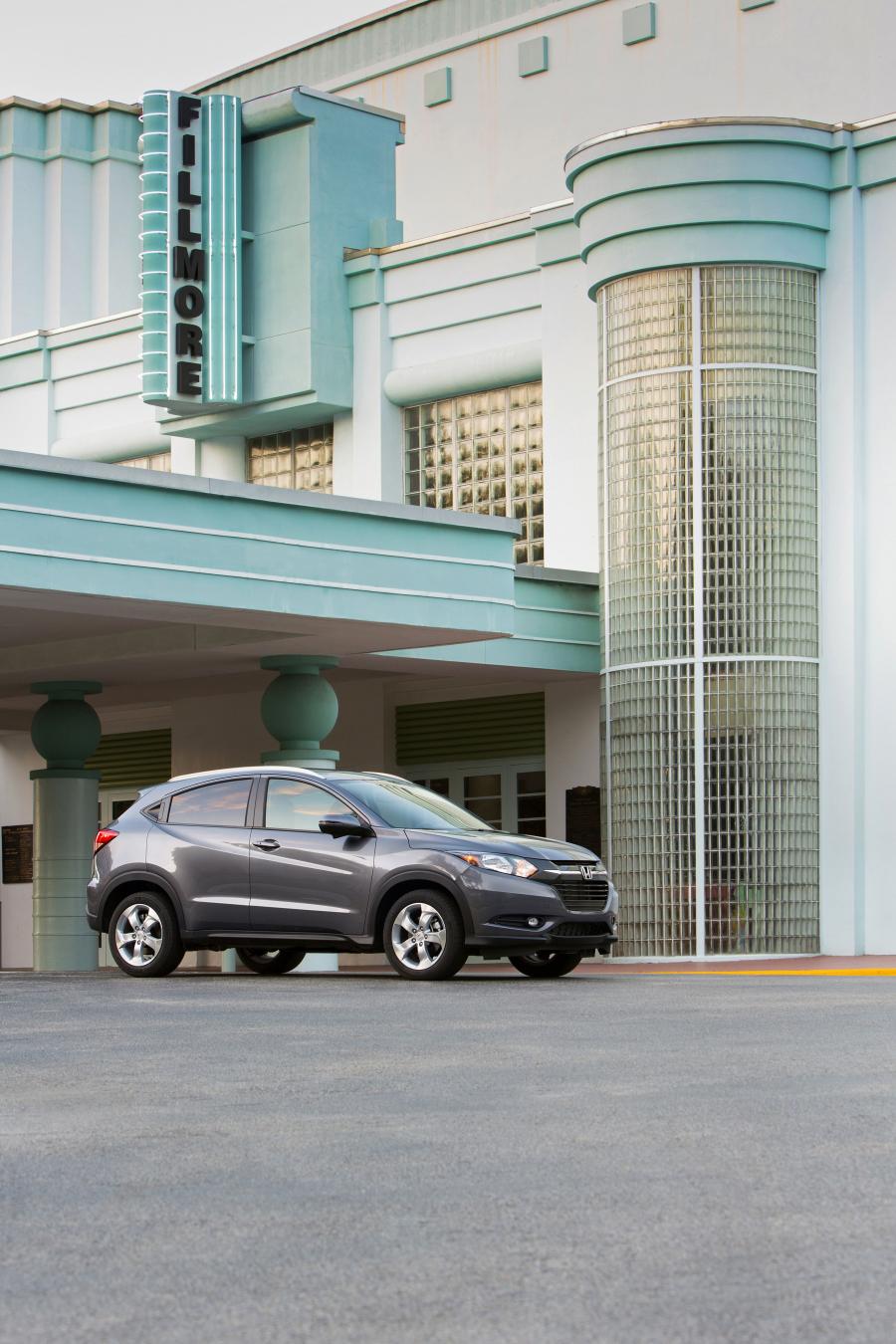  Honda HR-V 2015 года  (US) (фото 27 из 104)